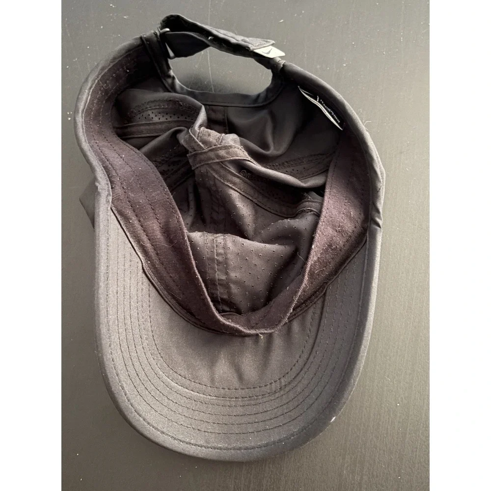Nike Featherlight Hat Embroidered Logo Dri-Fit Gray Black Adjustable Cap